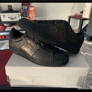 Steve Madden Sneakers